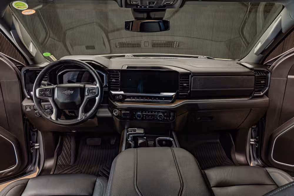2025 Chevrolet Silverado 1500 RST Crew Cab Image 14