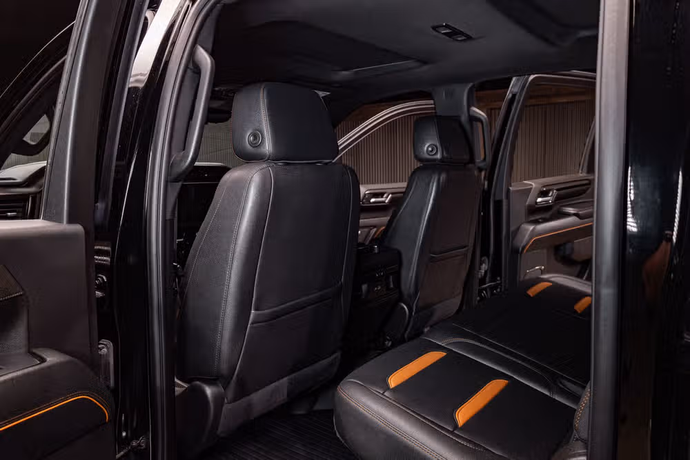 2024 GMC Sierra 2500HD AT4 Crew Cab Image 25