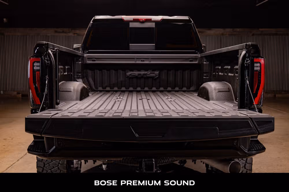 2024 GMC Sierra 2500HD AT4 Crew Cab Image 9