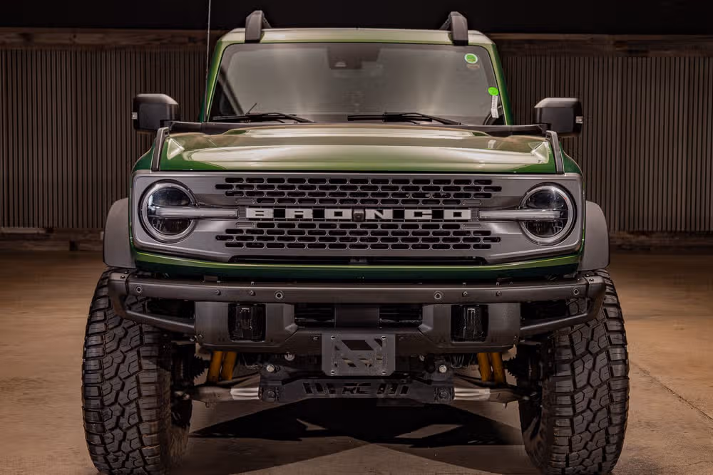 2023 Ford Bronco Badlands Advanced Image 2
