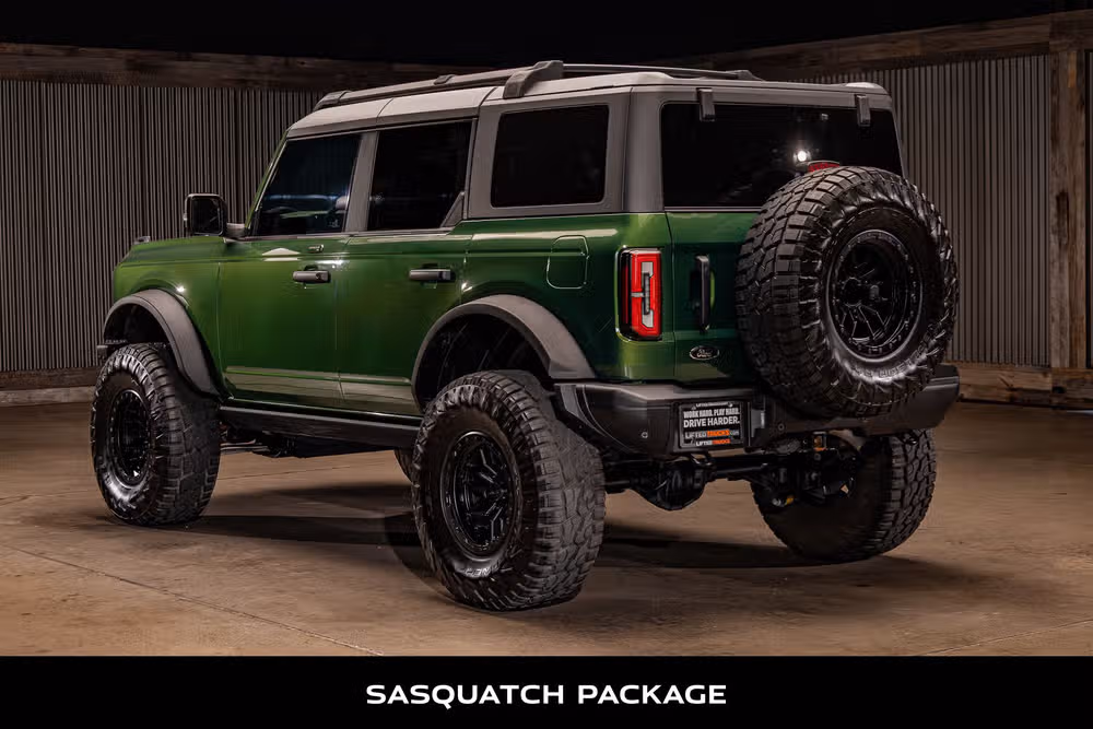 2023 Ford Bronco Badlands Advanced Image 6