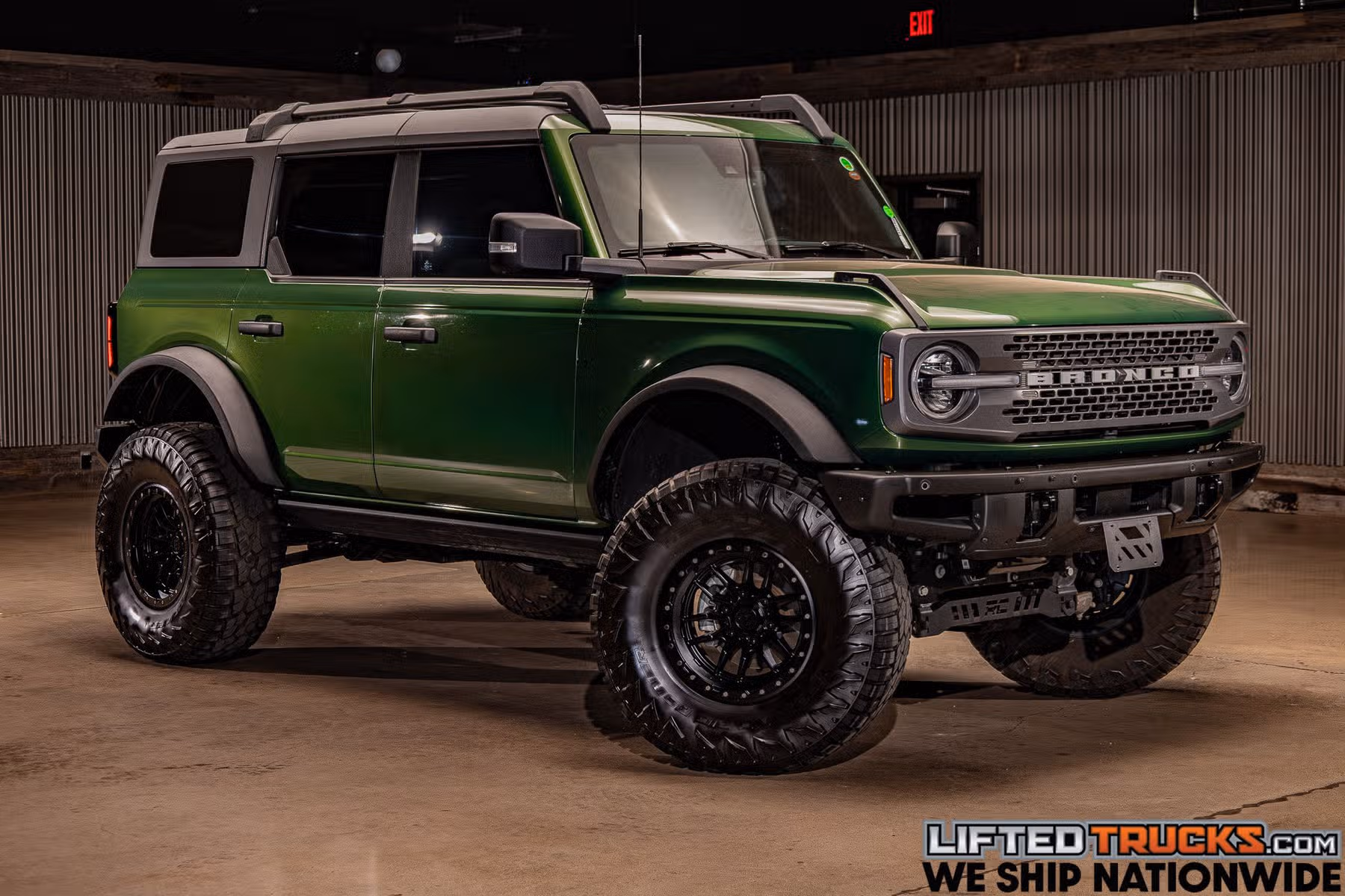 2023 Ford Bronco Badlands Advanced Image 1