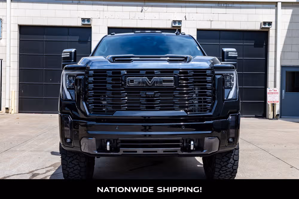 2024 GMC Sierra 3500HD Denali Ultimate Crew Cab Image 4