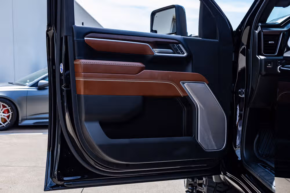 2024 GMC Sierra 3500HD Denali Ultimate Crew Cab Image 37