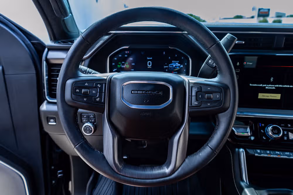 2024 GMC Sierra 3500HD Denali Ultimate Crew Cab Image 19