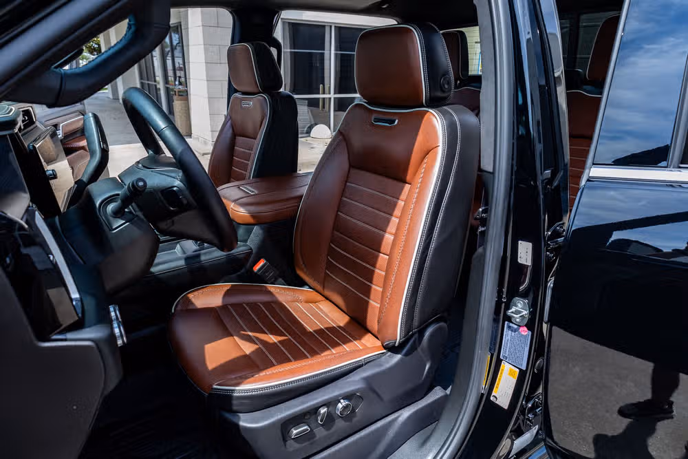 2024 GMC Sierra 3500HD Denali Ultimate Crew Cab Image 30