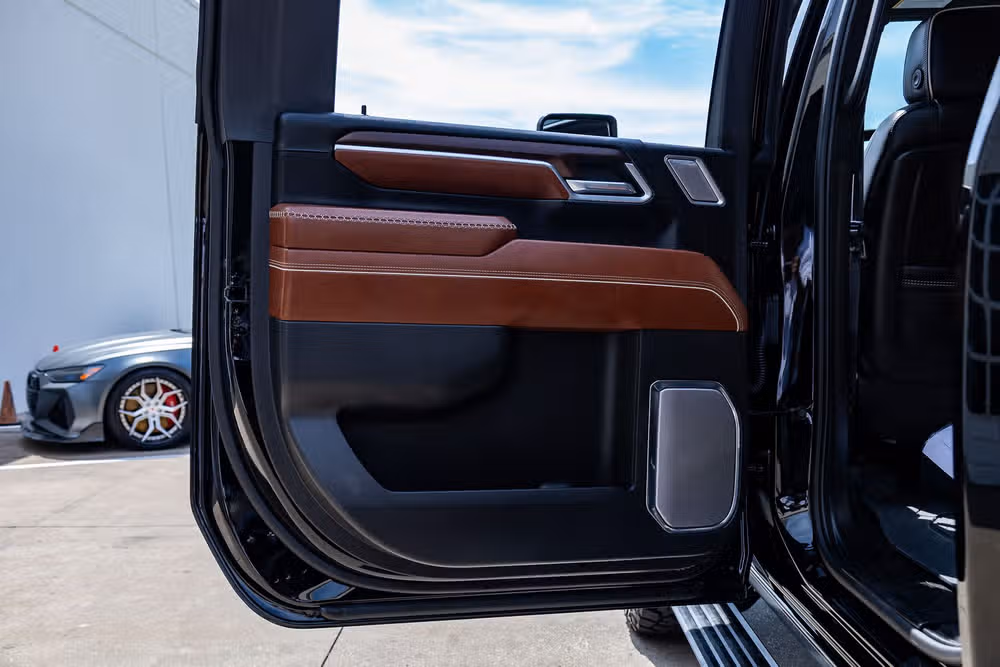 2024 GMC Sierra 3500HD Denali Ultimate Crew Cab Image 39