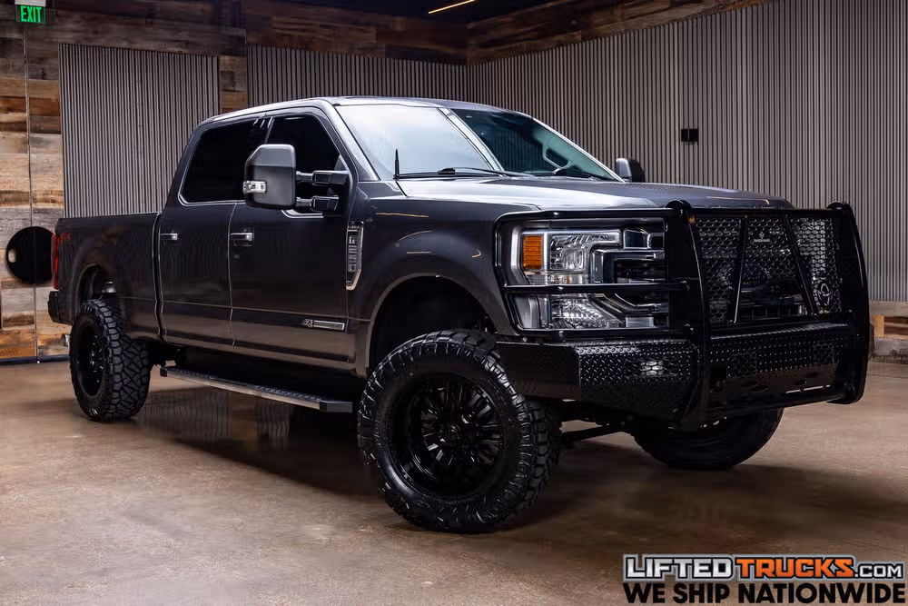 2021 Ford F-250 Super Duty Lariat Crew Cab Image 1