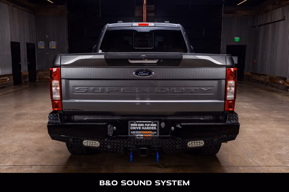 2021 Ford F-250 Super Duty Lariat Crew Cab Image 8