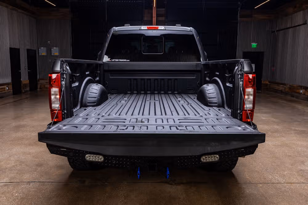 2021 Ford F-250 Super Duty Lariat Crew Cab Image 9