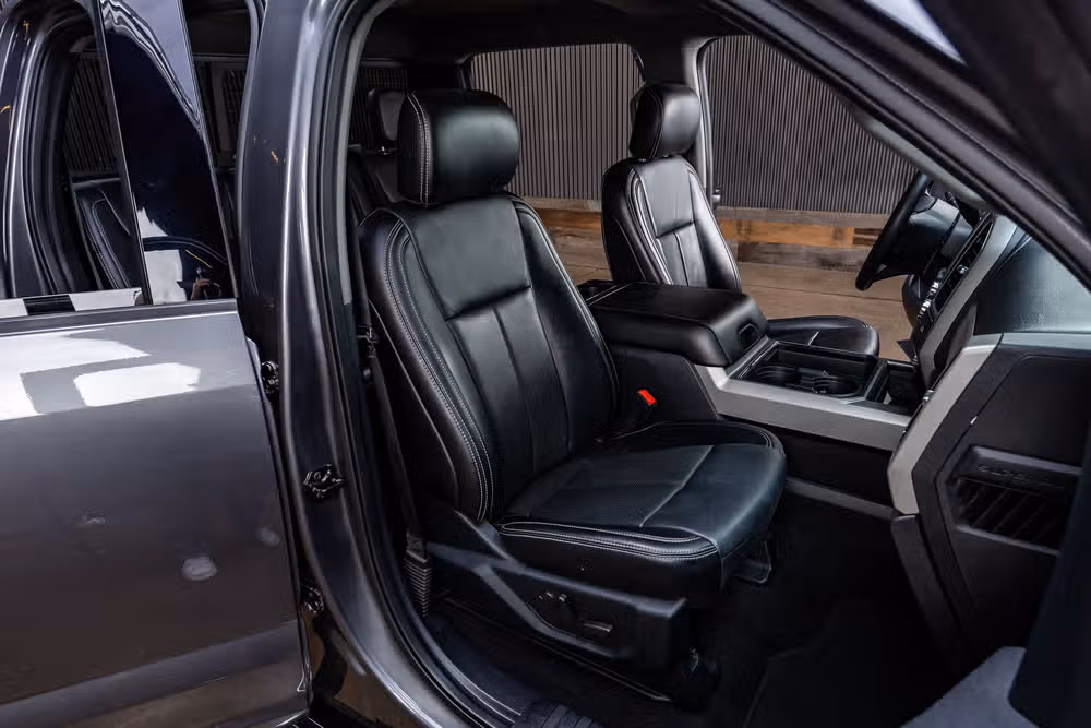 2021 Ford F-250 Super Duty Lariat Crew Cab Image 30