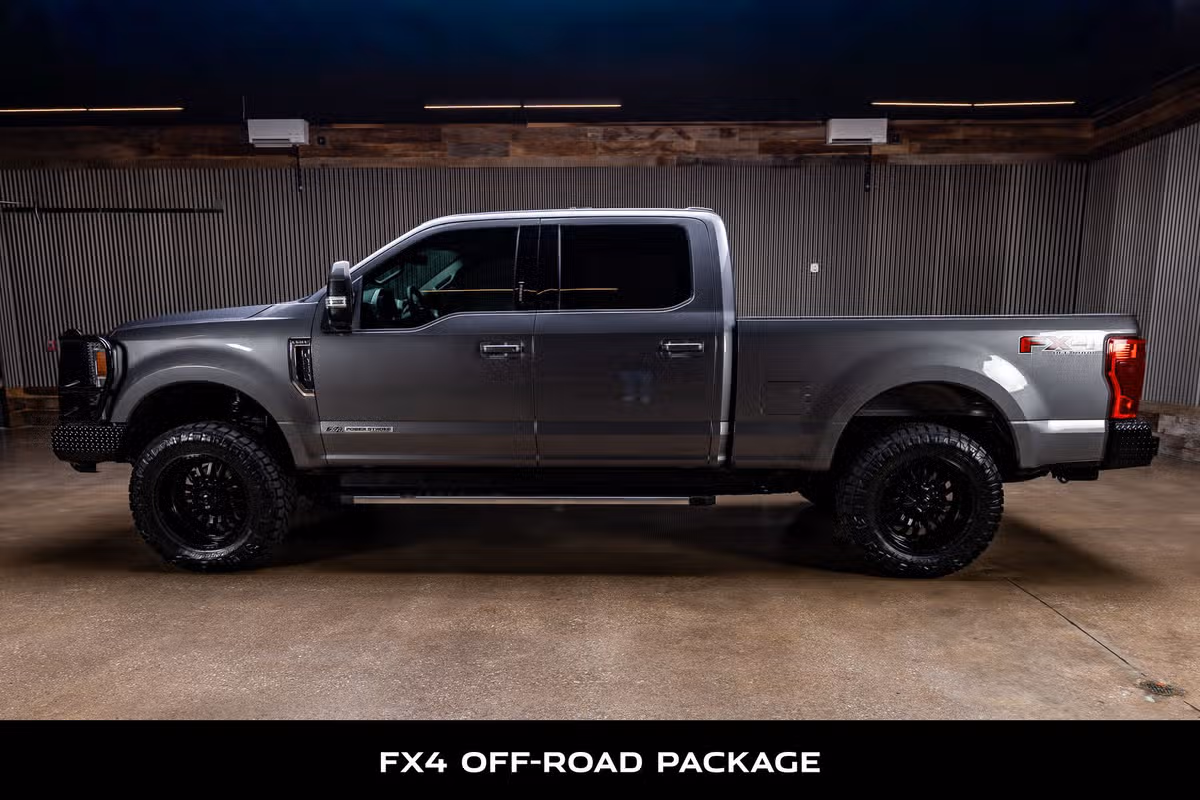 2021 Ford F-250 Super Duty Lariat Crew Cab