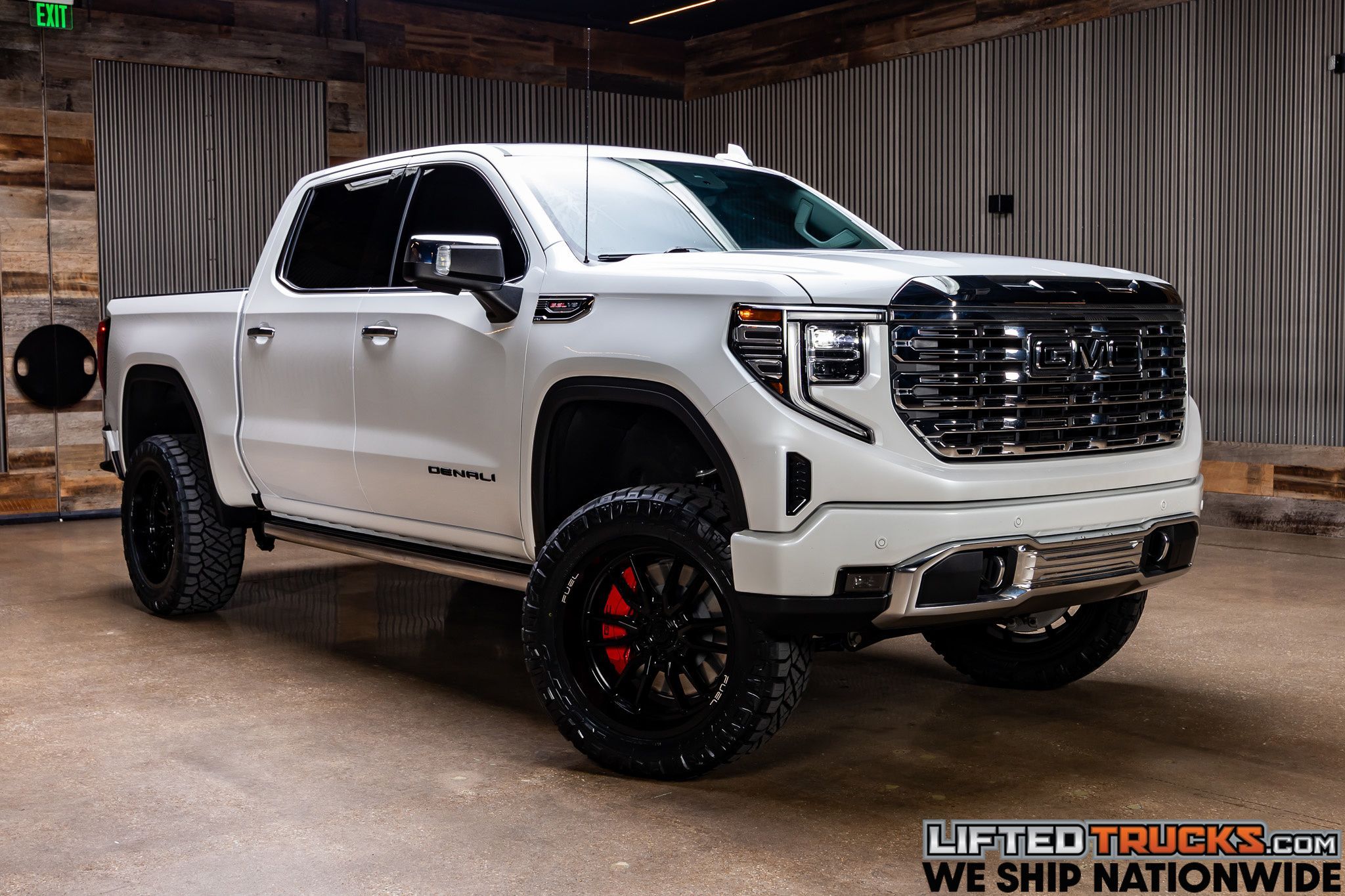 White Frost Tricoat 2025 GMC Sierra 1500 Pickup Truck Four-Wheel Drive Automatic