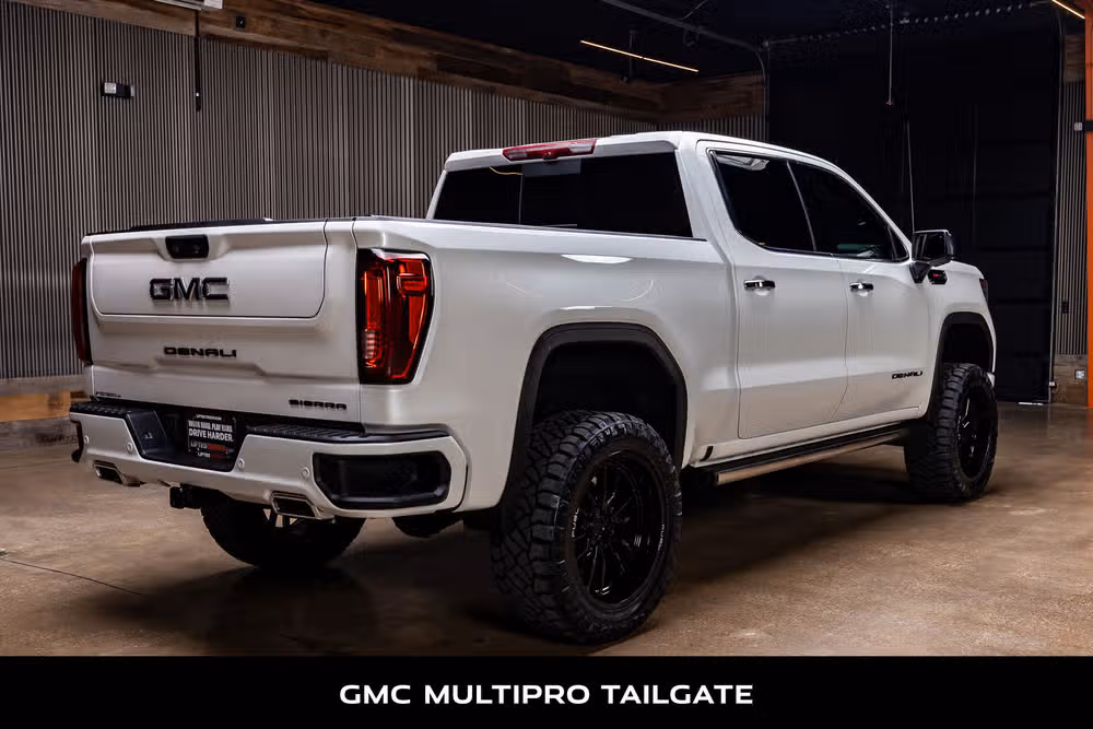 2025 GMC Sierra 1500 Denali Reserve Crew Cab Image 10