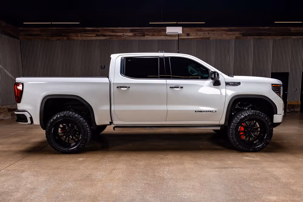 2025 GMC Sierra 1500 Denali Reserve Crew Cab Image 11