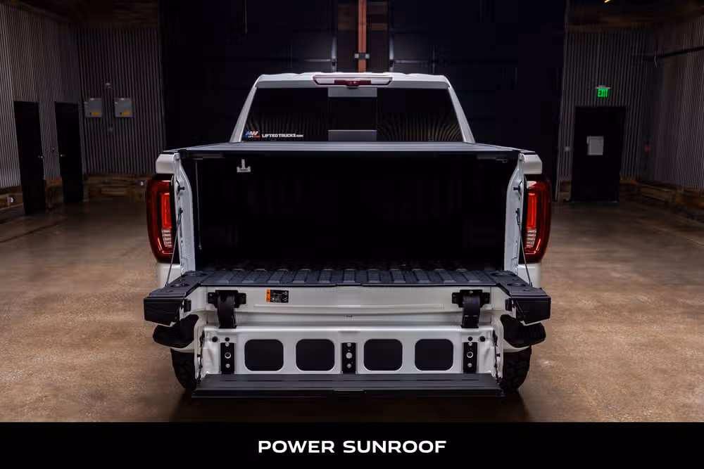 2025 GMC Sierra 1500 Denali Reserve Crew Cab Image 9