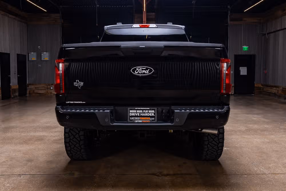 2026 Ford F-150 XLT SuperCrew Image 8
