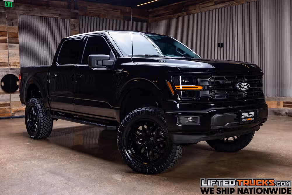 2026 Ford F-150 XLT SuperCrew Image 1