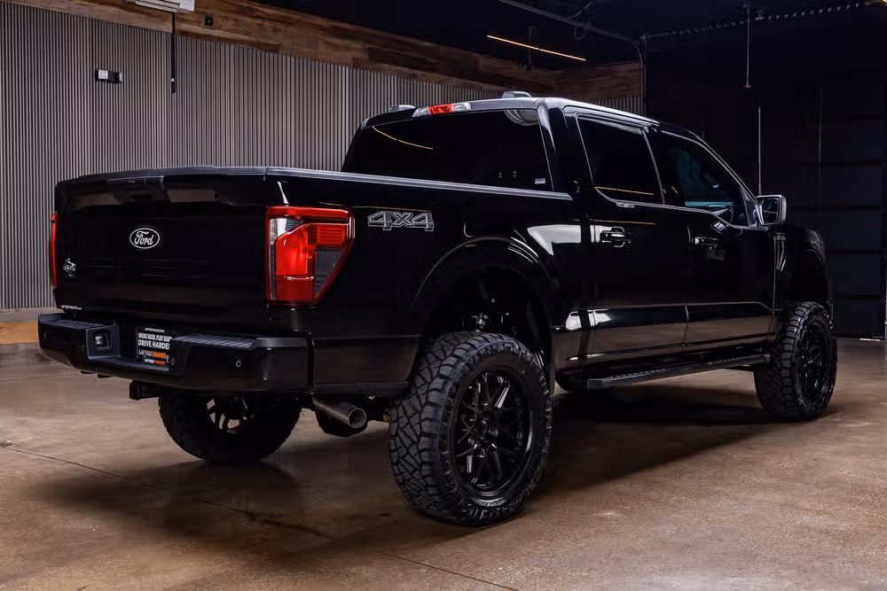 2026 Ford F-150 XLT SuperCrew Image 10