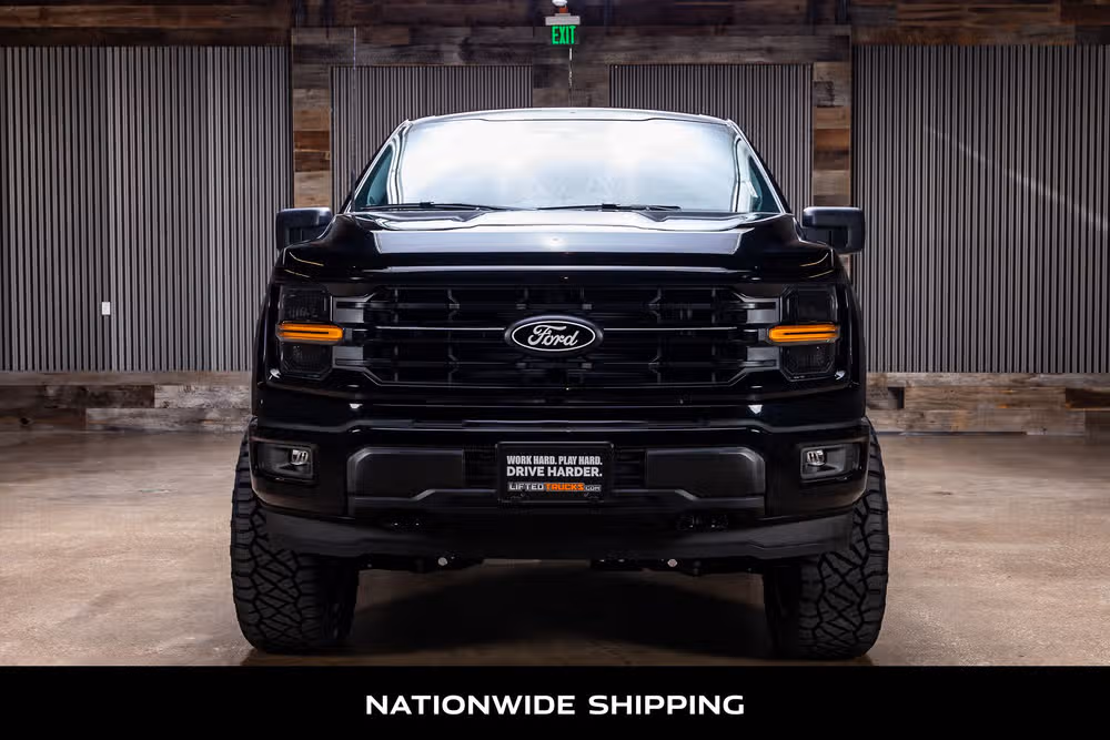 2026 Ford F-150 XLT SuperCrew Image 4