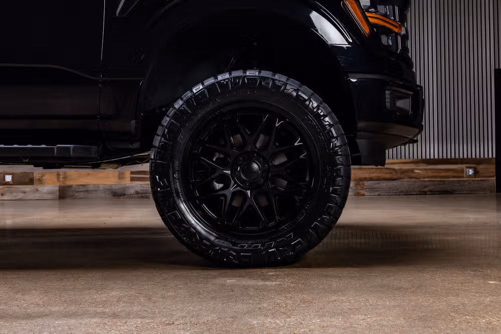 2026 Ford F-150 XLT SuperCrew Image 12