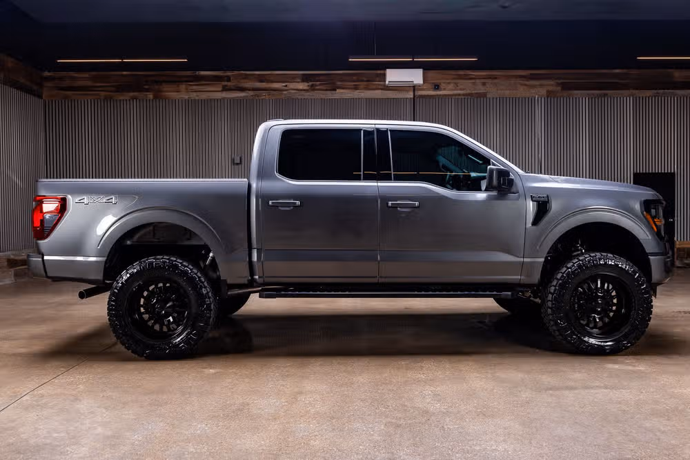 2026 Ford F-150 XLT SuperCrew Image 11