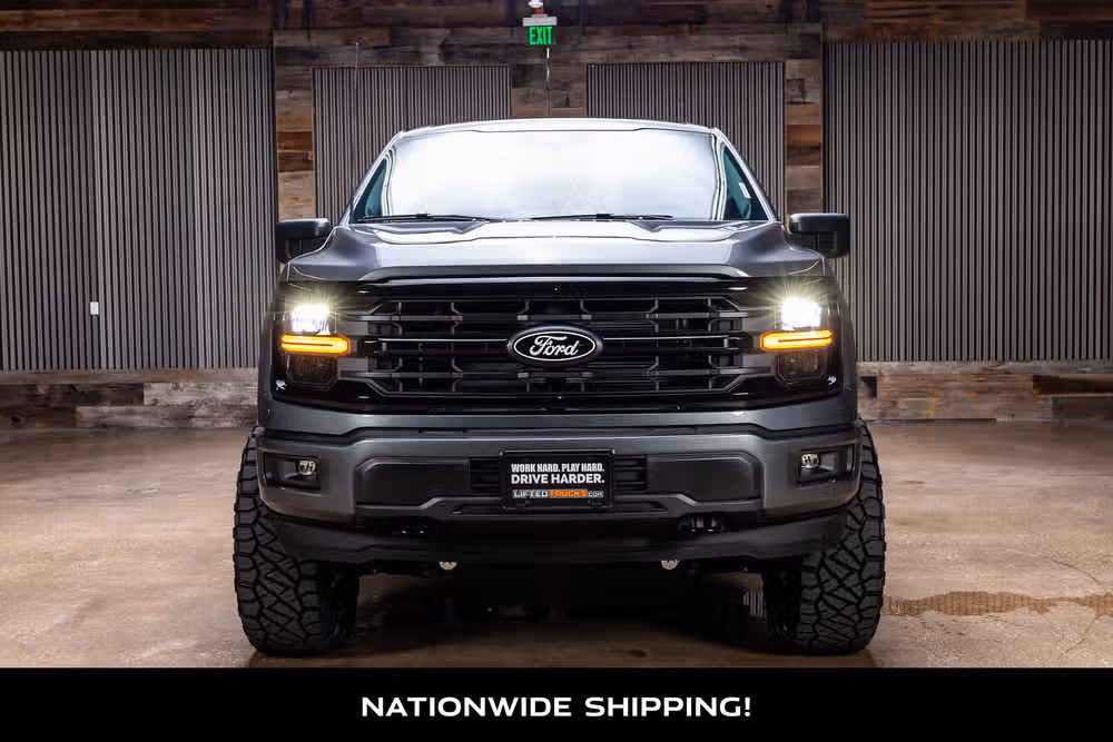 2026 Ford F-150 XLT SuperCrew Image 4
