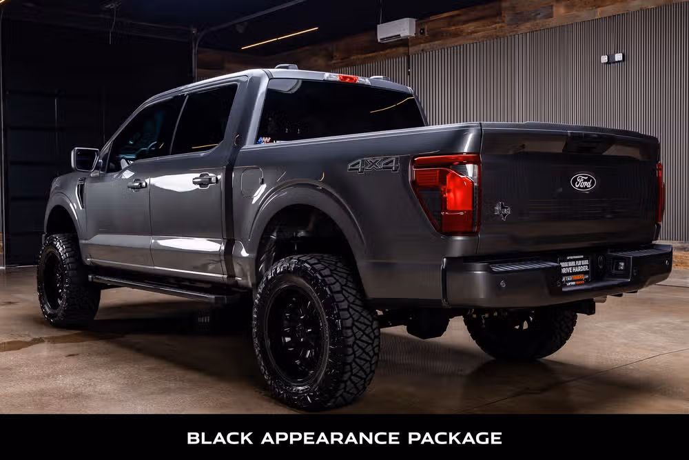 2026 Ford F-150 XLT SuperCrew Image 7