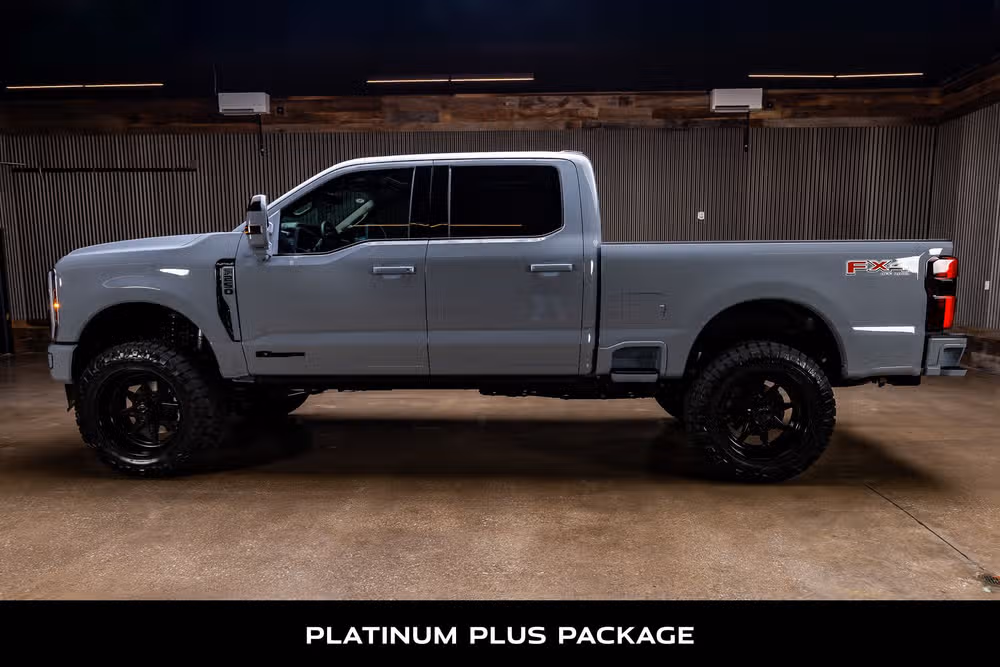 2026 Ford F-250 Super Duty Platinum Plus Crew Cab Image 6