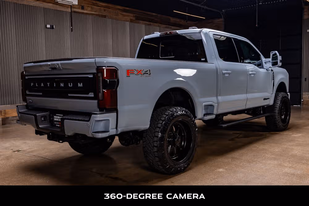 2026 Ford F-250 Super Duty Platinum Plus Crew Cab Image 10