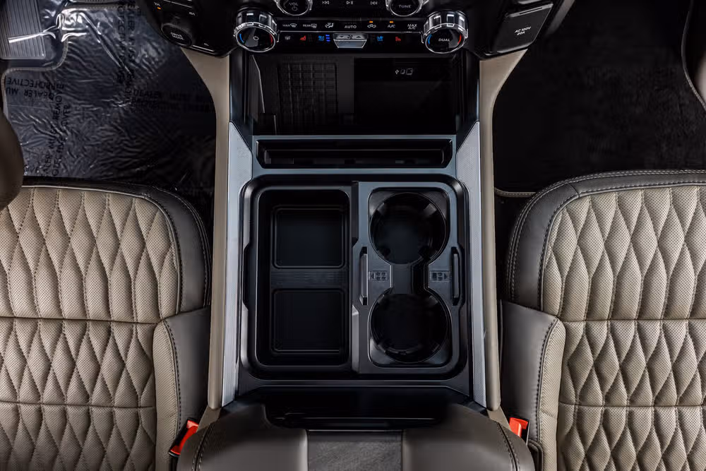 2026 Ford F-250 Super Duty Platinum Plus Crew Cab Image 28