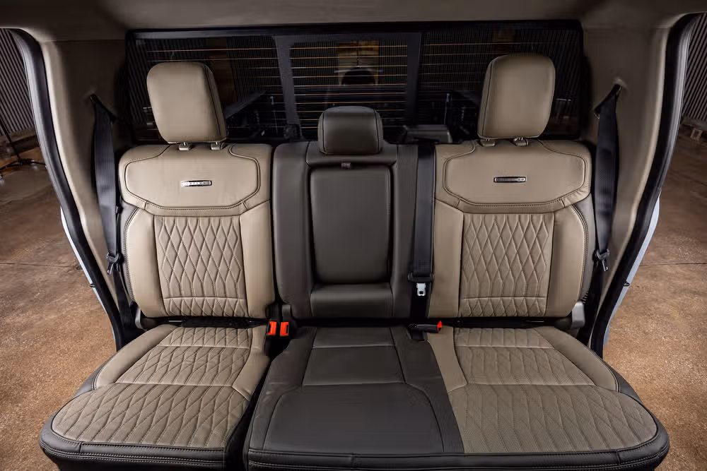 2026 Ford F-250 Super Duty Platinum Plus Crew Cab Image 36