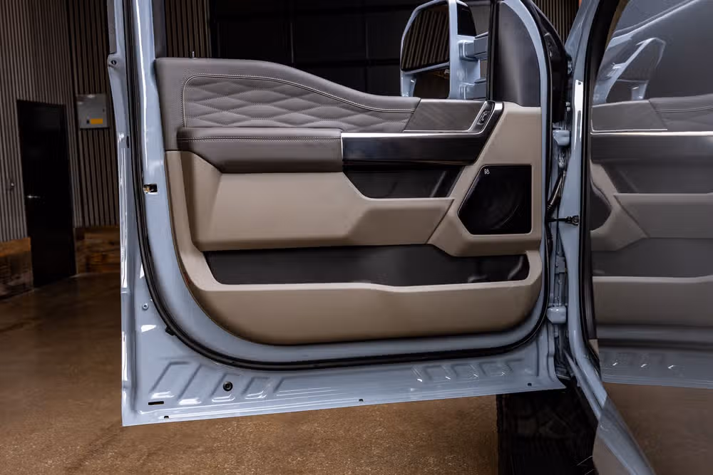 2026 Ford F-250 Super Duty Platinum Plus Crew Cab Image 37