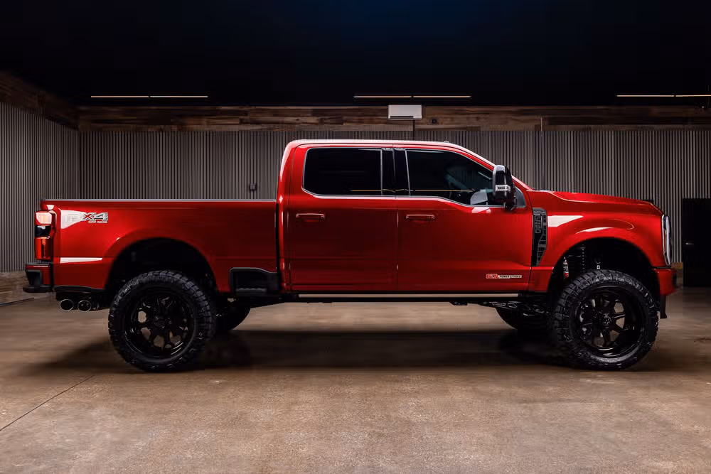 2026 Ford F-250 Super Duty Platinum Crew Cab Image 11
