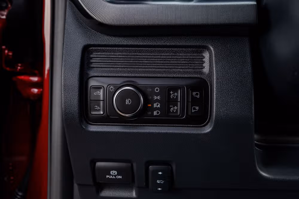 2026 Ford F-250 Super Duty Platinum Crew Cab Image 22