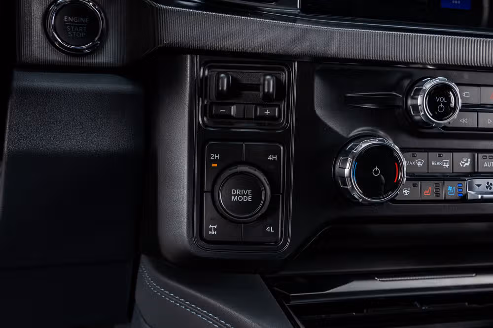 2026 Ford F-250 Super Duty Platinum Crew Cab Image 24
