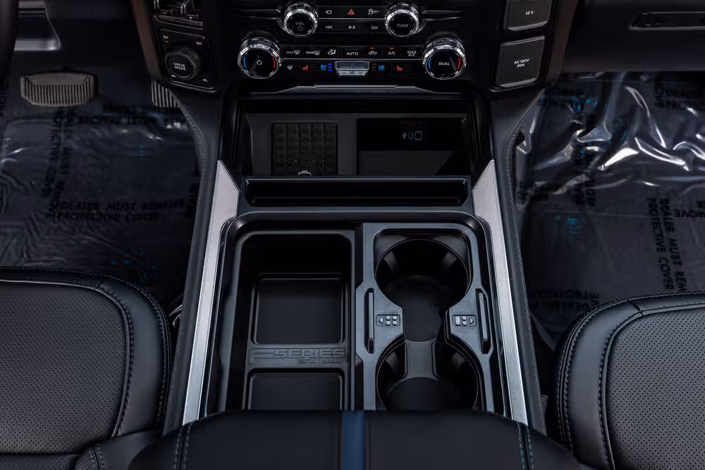 2026 Ford F-250 Super Duty Platinum Crew Cab Image 29