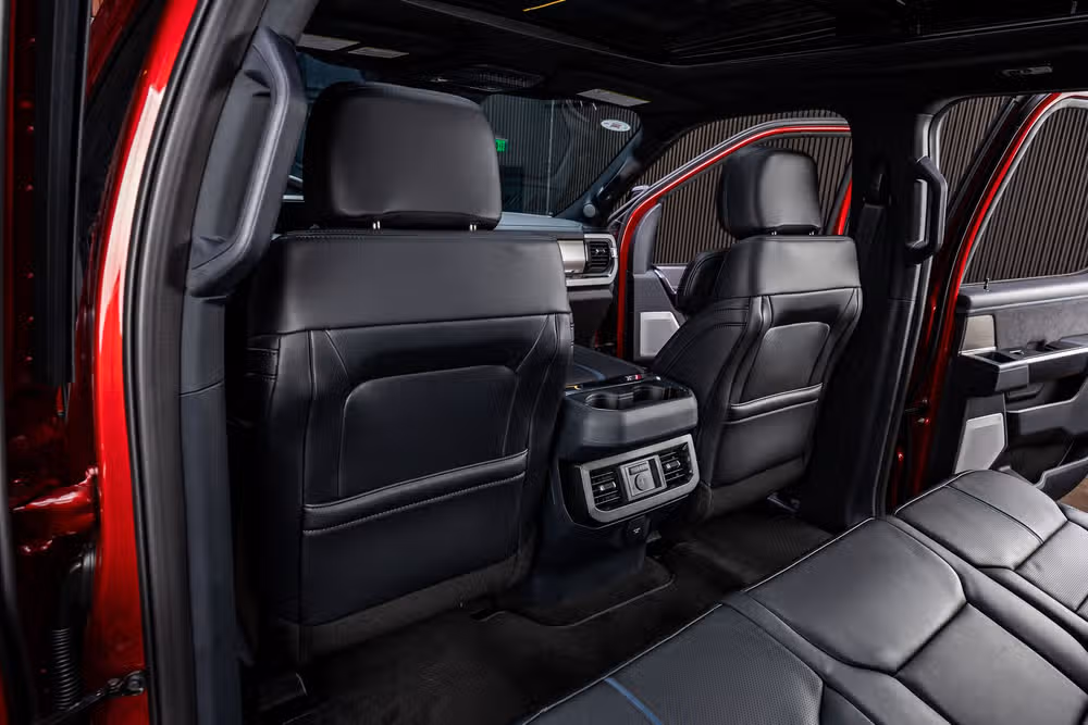 2026 Ford F-250 Super Duty Platinum Crew Cab Image 36