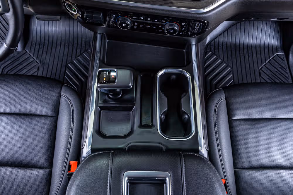 2022 Chevrolet Silverado 1500 LTZ Crew Cab Image 27