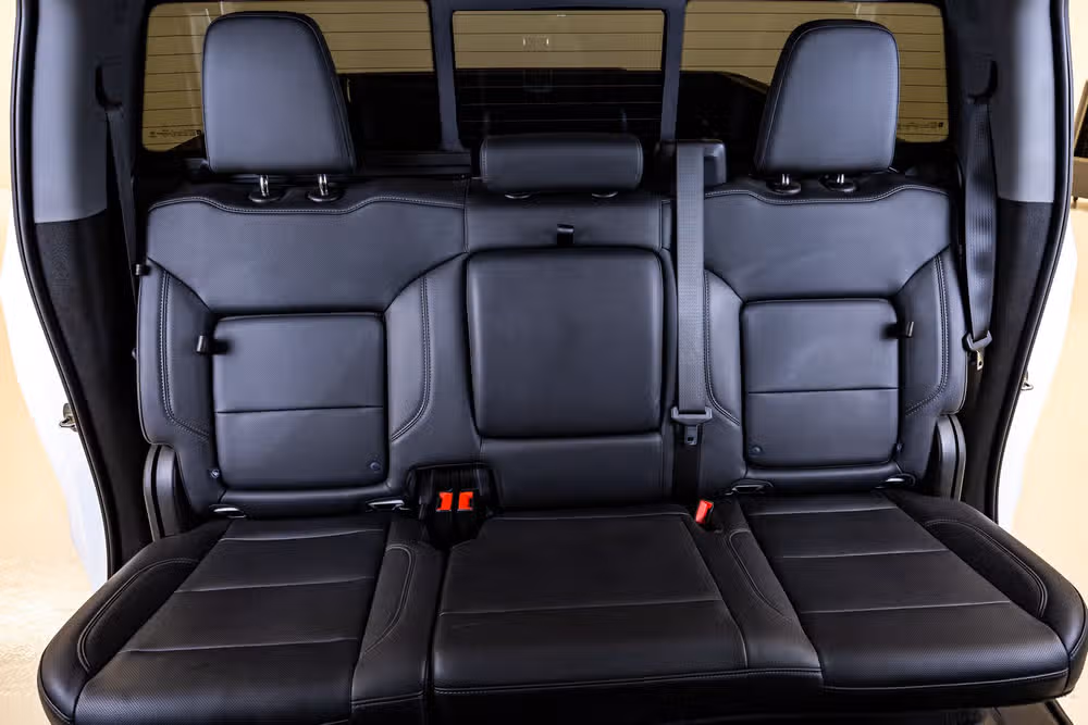 2022 Chevrolet Silverado 1500 LTZ Crew Cab Image 34