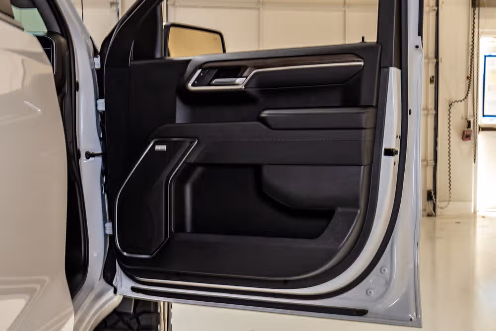 2022 Chevrolet Silverado 1500 LTZ Crew Cab Image 36