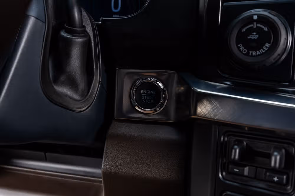 2026 Ford F-450 Super Duty King Ranch Crew Cab Image 23