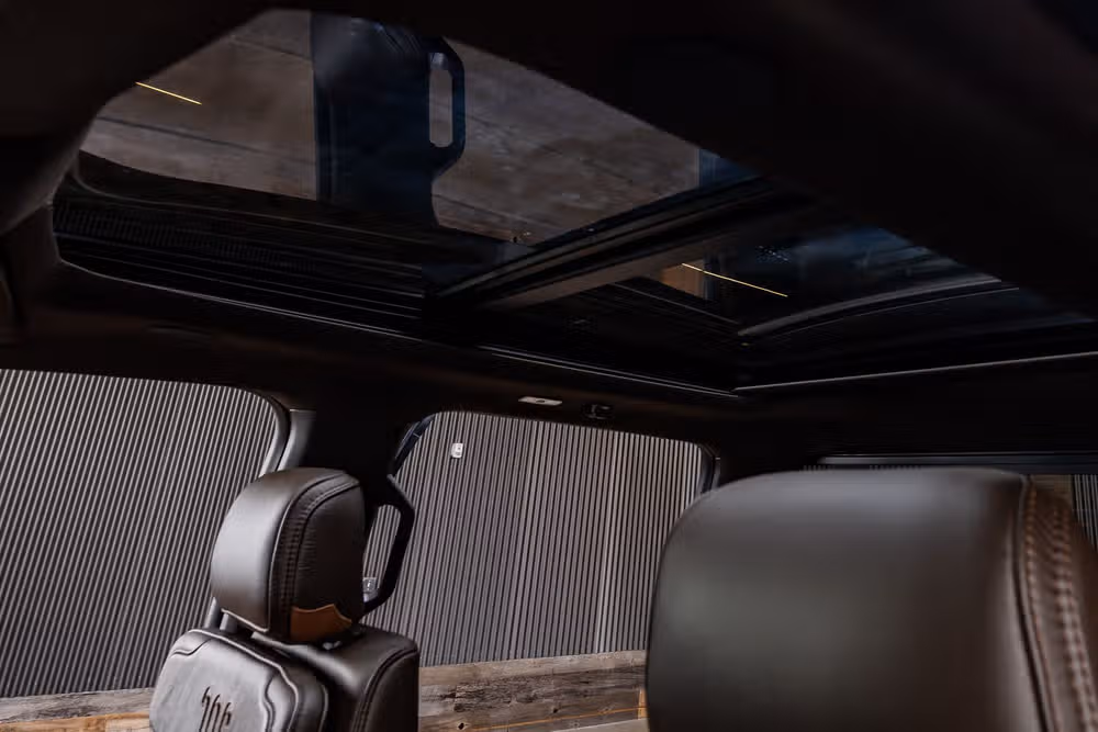 2026 Ford F-450 Super Duty King Ranch Crew Cab Image 32