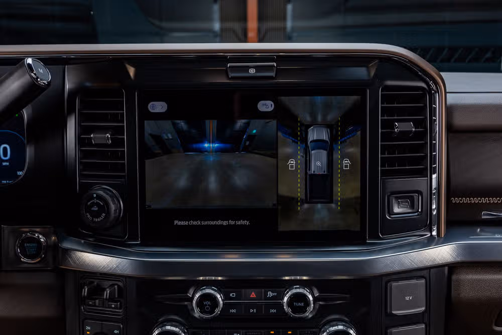 2026 Ford F-450 Super Duty King Ranch Crew Cab Image 27