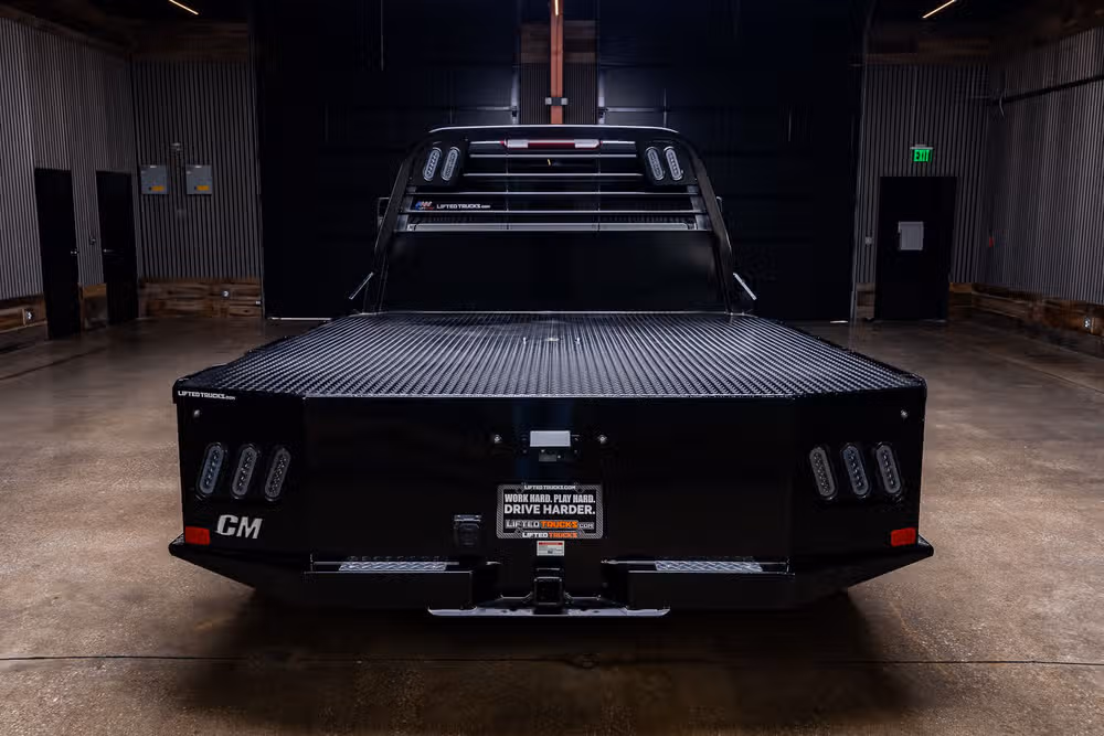 2026 GMC Sierra 3500HD CC SLE Chassis Crew Cab Image 8