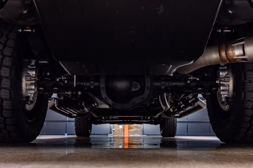 2026 GMC Sierra 3500HD CC SLE Chassis Crew Cab Image 15