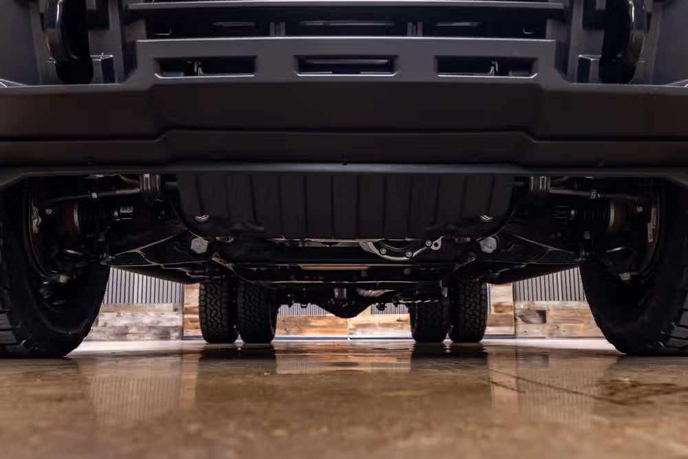 2026 GMC Sierra 3500HD CC SLE Chassis Crew Cab Image 14