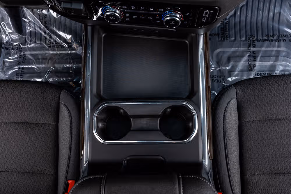 2026 GMC Sierra 3500HD CC SLE Chassis Crew Cab Image 27