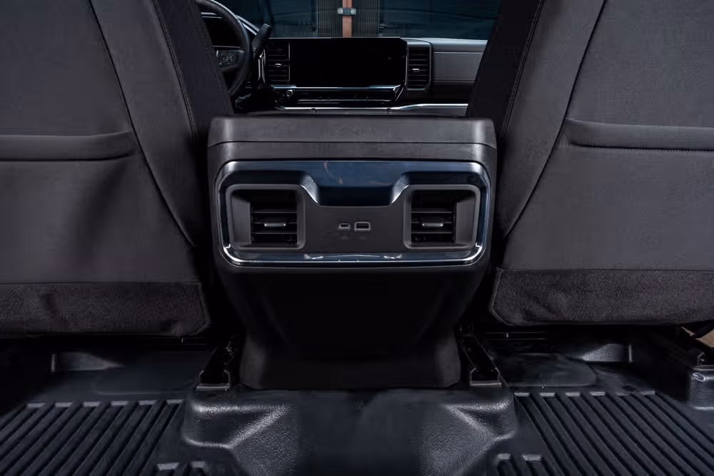 2026 GMC Sierra 3500HD CC SLE Chassis Crew Cab Image 32