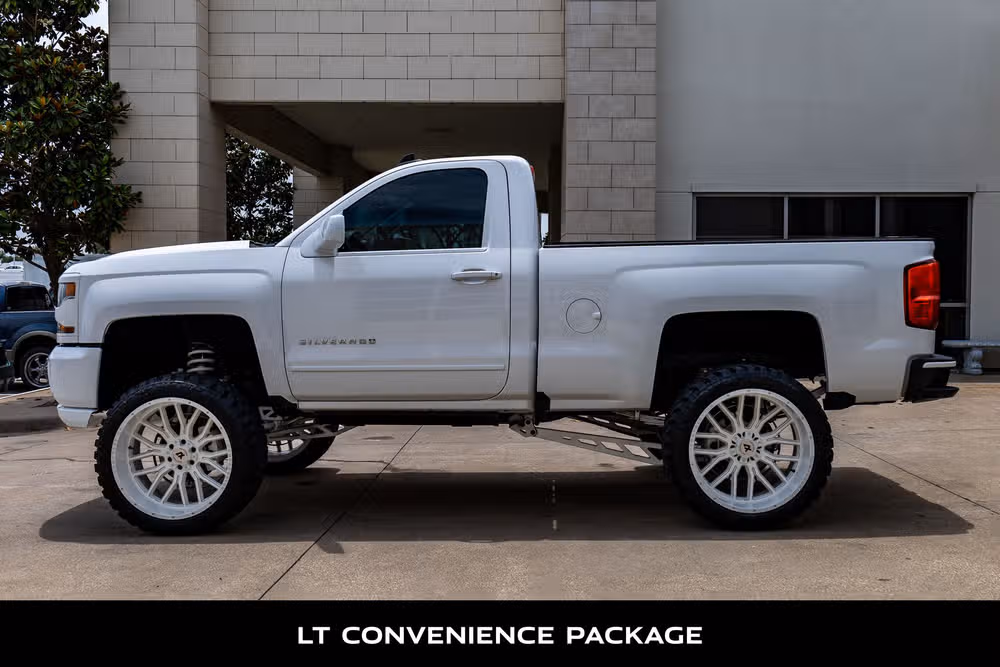 2018 Chevrolet Silverado 1500 LT Z71 Regular Cab Image 5